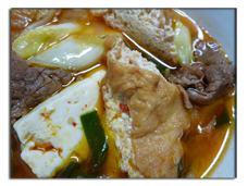 三角油揚げレシピ１４　　キムチ鍋